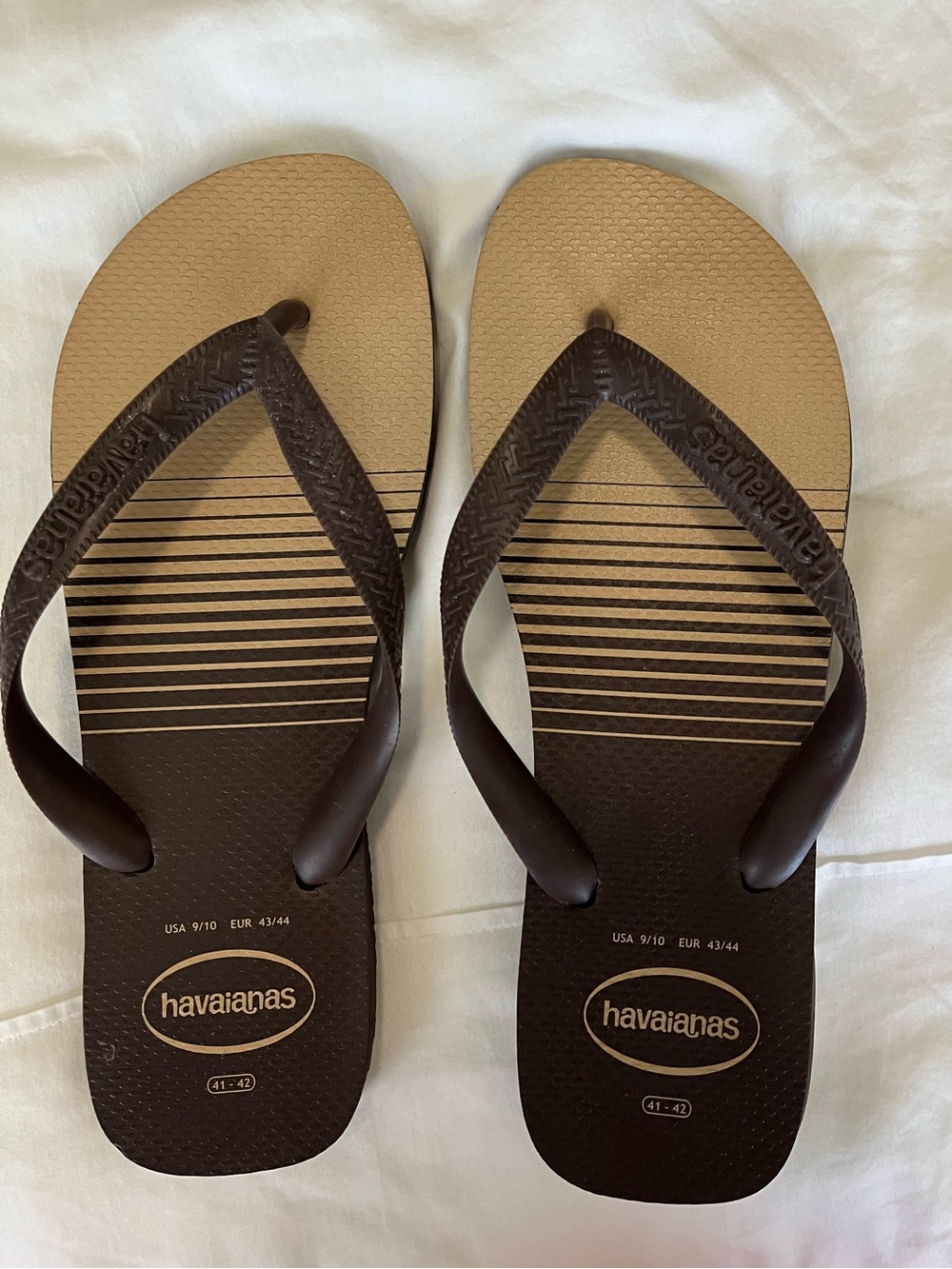 Havaianas Men’s Brown and Beige Striped Flip Flops